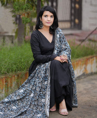 Thumbnail for Lyush Women Party Wear Flower Printed Kurta With Pant And Dupatta Set - Black