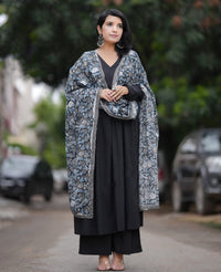 Thumbnail for Lyush Women Party Wear Flower Printed Kurta With Pant And Dupatta Set - Black