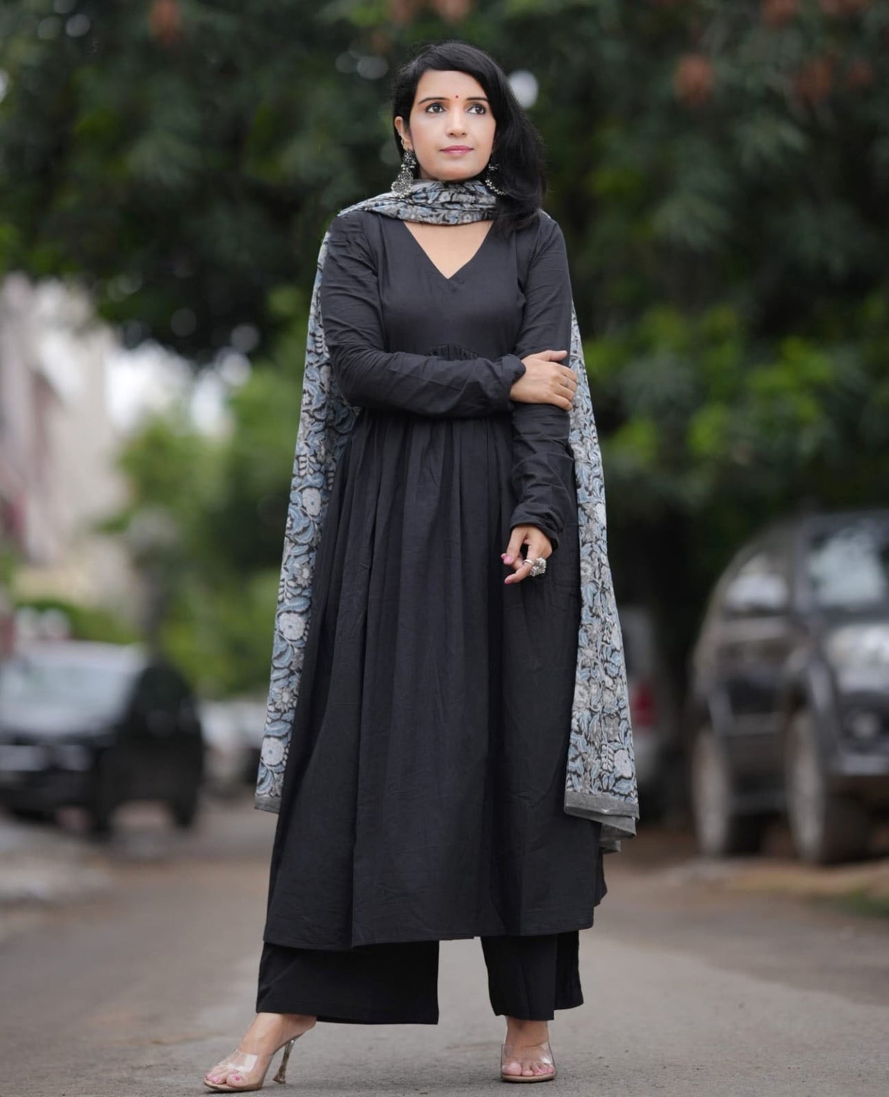 Lyush Women Party Wear Flower Printed Kurta With Pant And Dupatta Set - Black