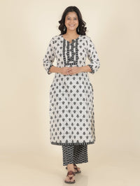 Thumbnail for Aramya Straight Soft Cotton Ikat Print Women's Kurta - White
