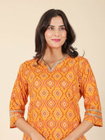 Thumbnail for Aramya Straight Soft Cotton Geometric Print Women's Kurta - Yellow - Distacart