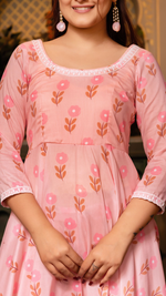 Thumbnail for Pomcha Jaipur Gaurangi Rutvi Muslin Printed Anarkali Set - Distacart