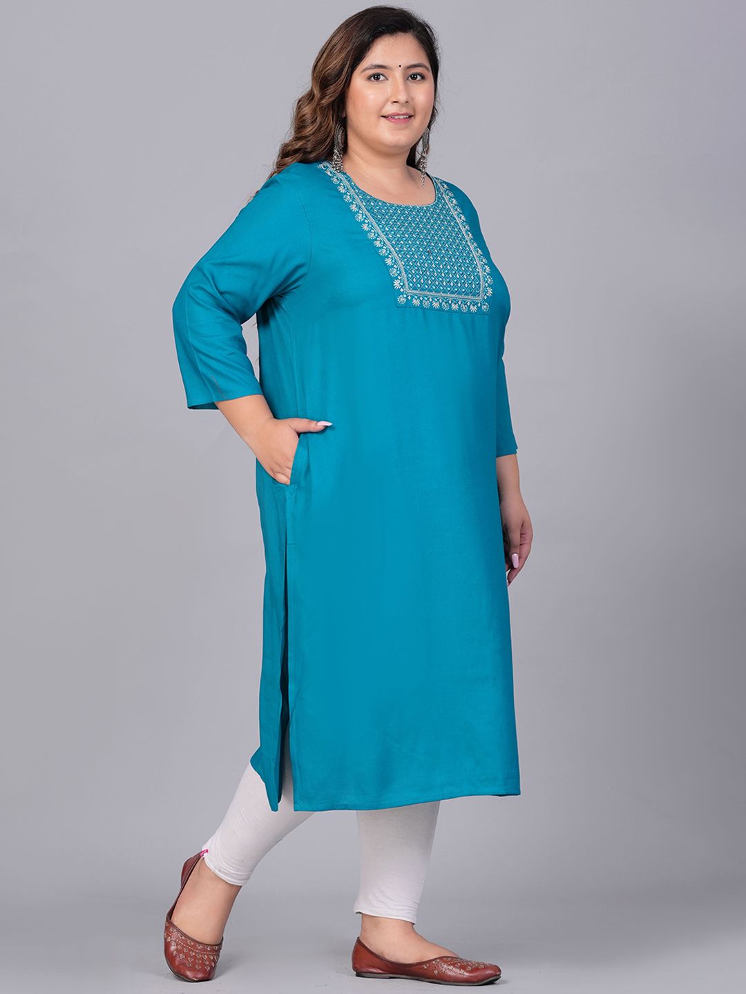 Sztori Women Yoke Design Flared Sleeves Thread Work Kurta - Distacart
