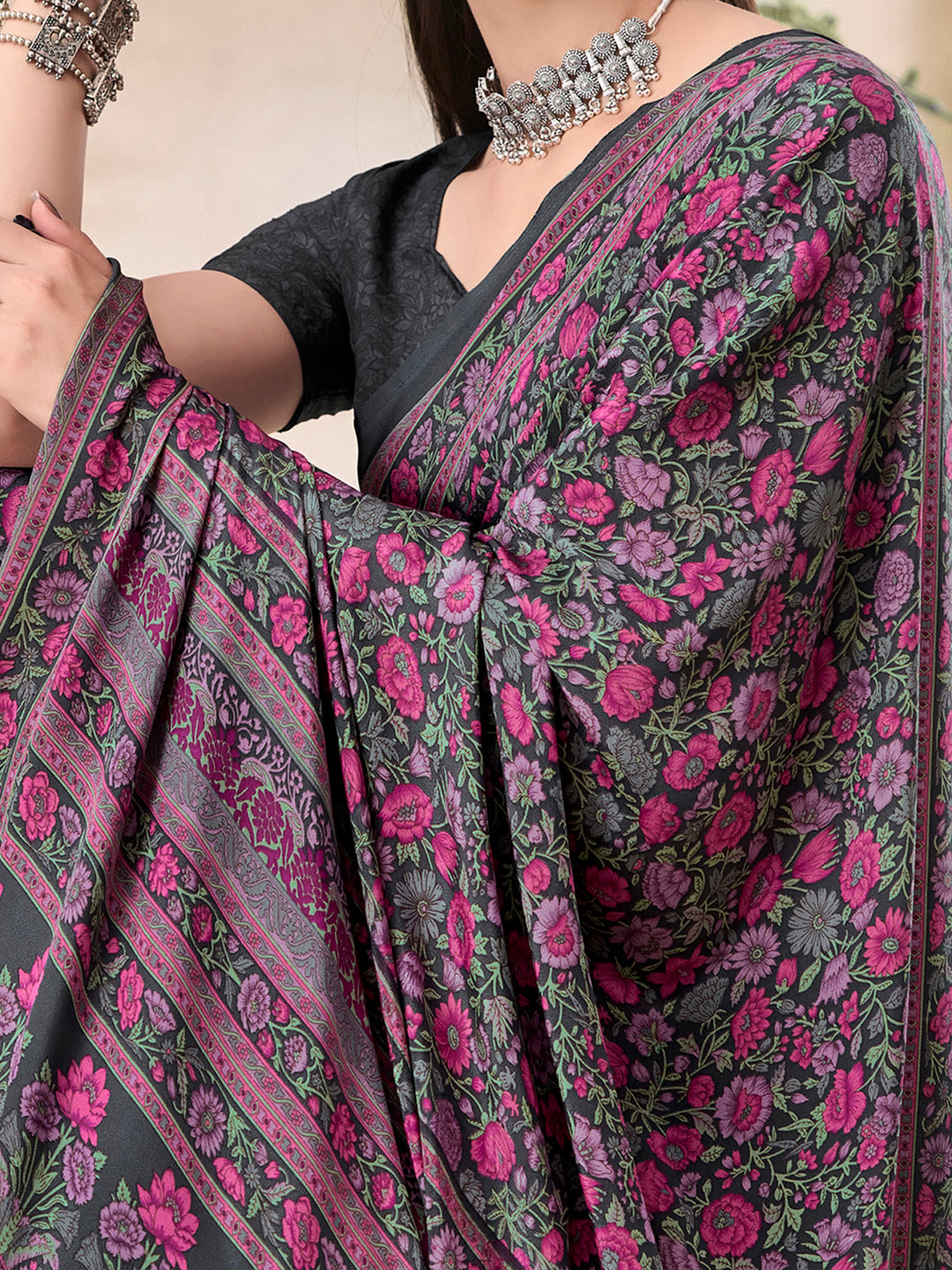 NOZ2TOZ Women's Crepe Black Printed Designer Saree With Blouse Piece - Distacart
