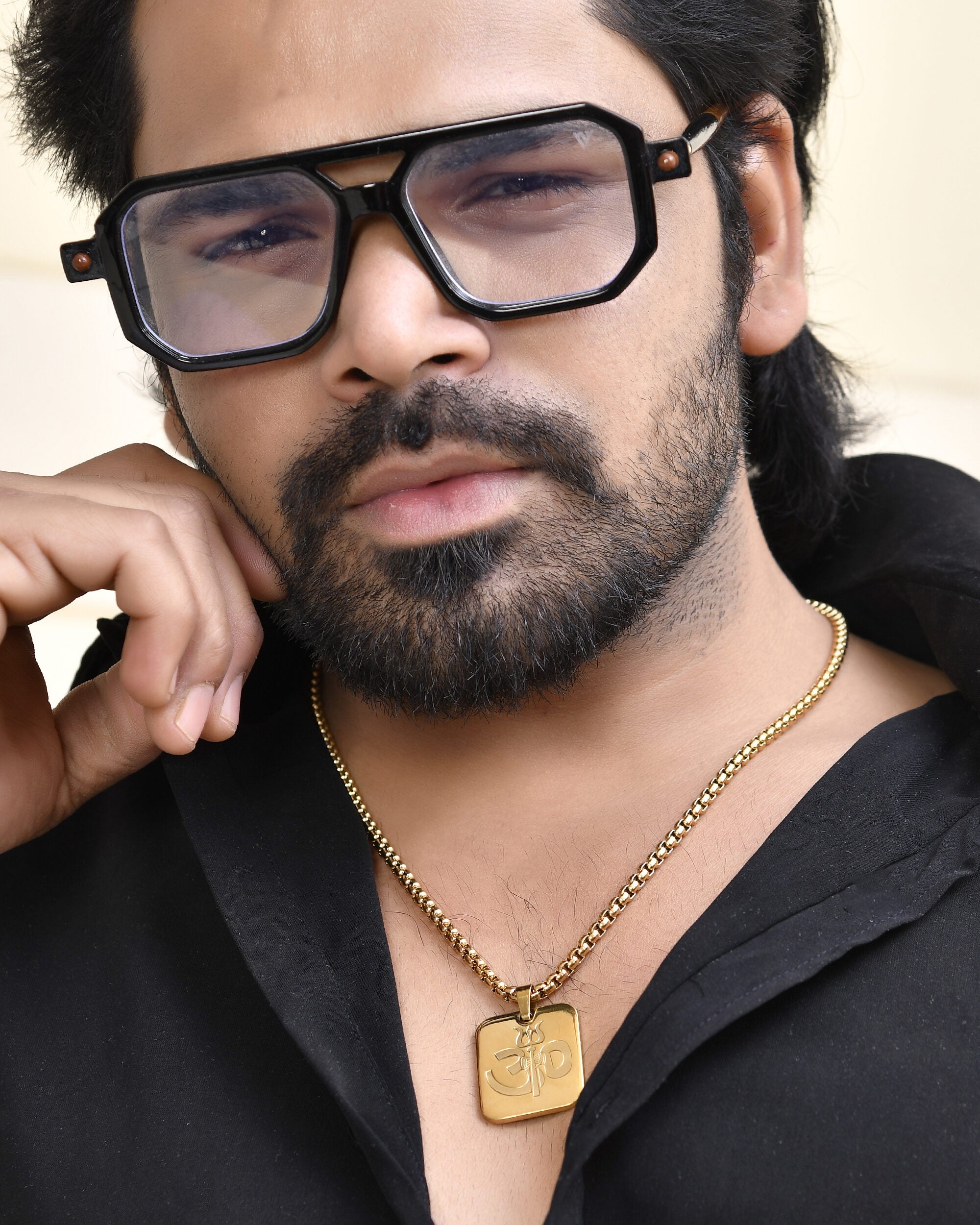 VOJ Gold Toned Men Chain With OM Pandent - Distacart