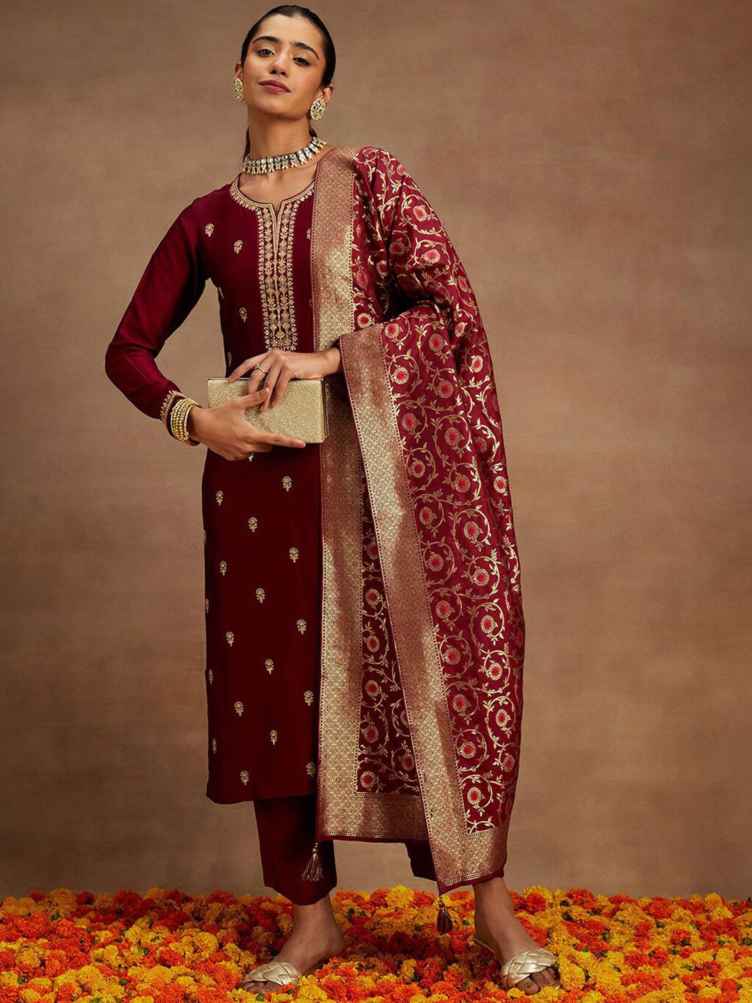 Lyush Women Party Wear Embroidery Worked Kurta With Pant And Duppata Set - Magenta