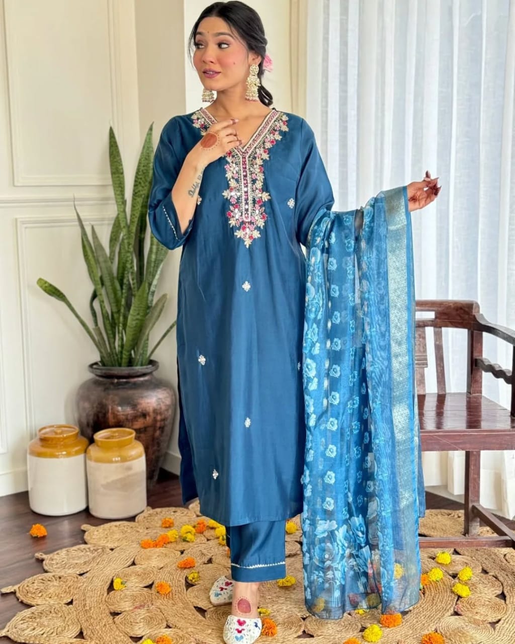 Lyush Women Party Wear Embroidery Worked Kurta With Pant And Duppata Set - Blue