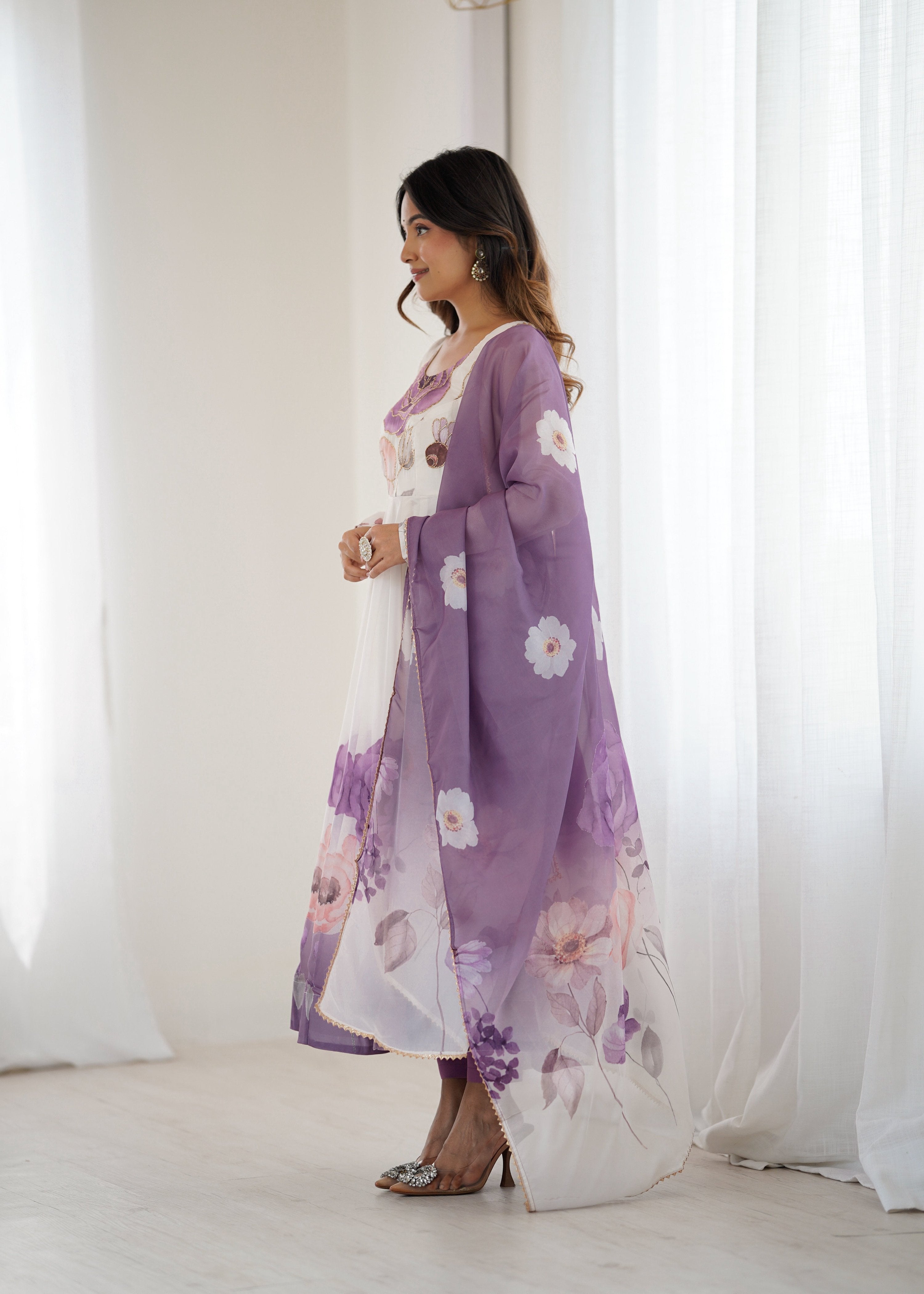 Lorenvalley Fashion Soft Organza Silk Front On Fancy Badla Jari Work Flower Position Print Outing Work Anarkali Kurta Pant With Dupatta Set