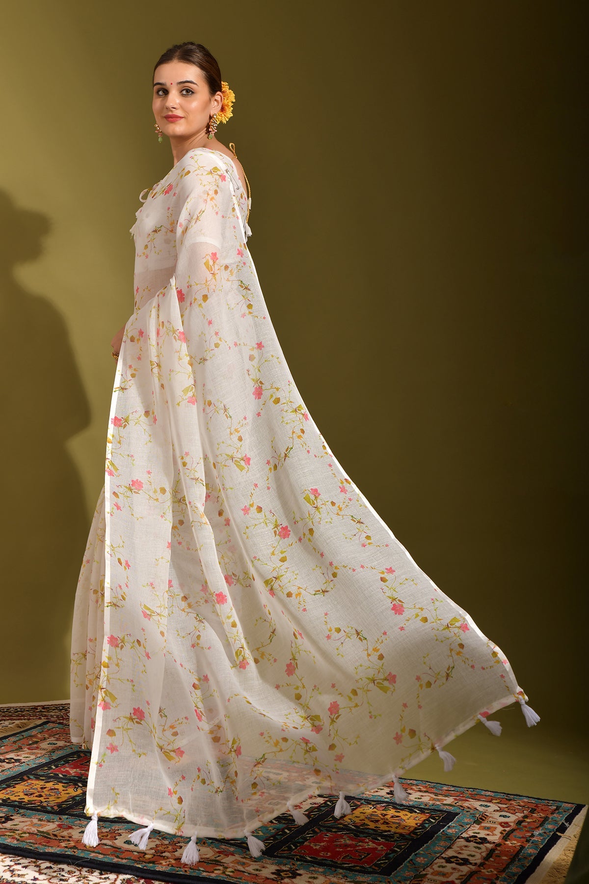 NOZ2TOZ Women Party Wear Printed Linen Saree with Unstitched Blouse - Off White
