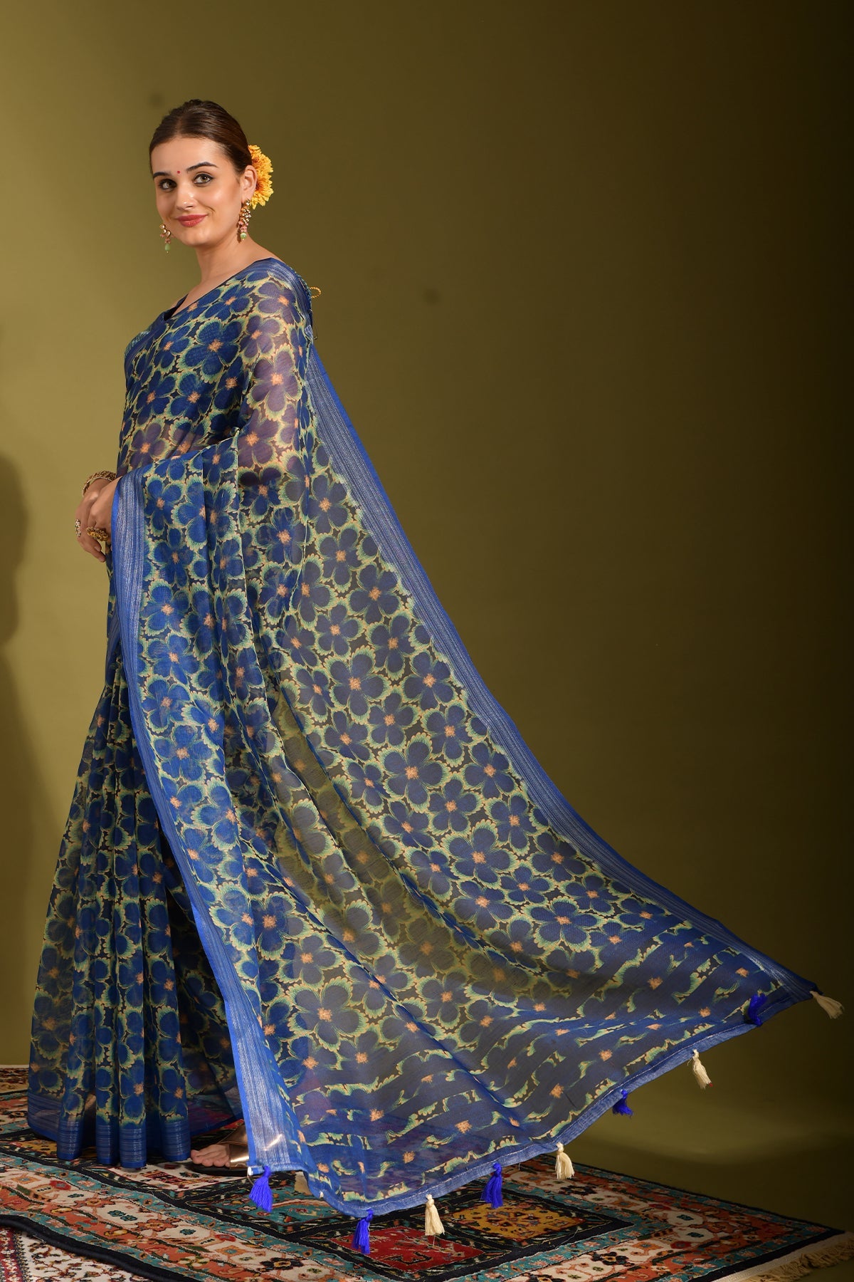 NOZ2TOZ Women Party Wear Printed Linen Saree with Unstitched Blouse - Blue