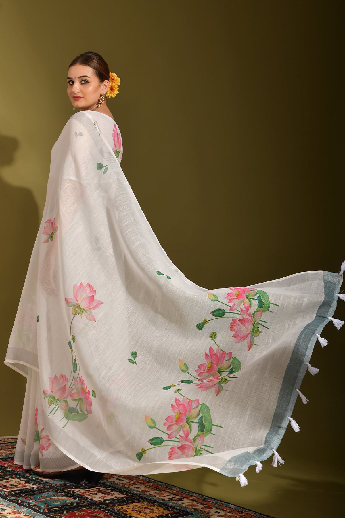 NOZ2TOZ Women Party Wear Printed Linen Saree with Unstitched Blouse - Off White