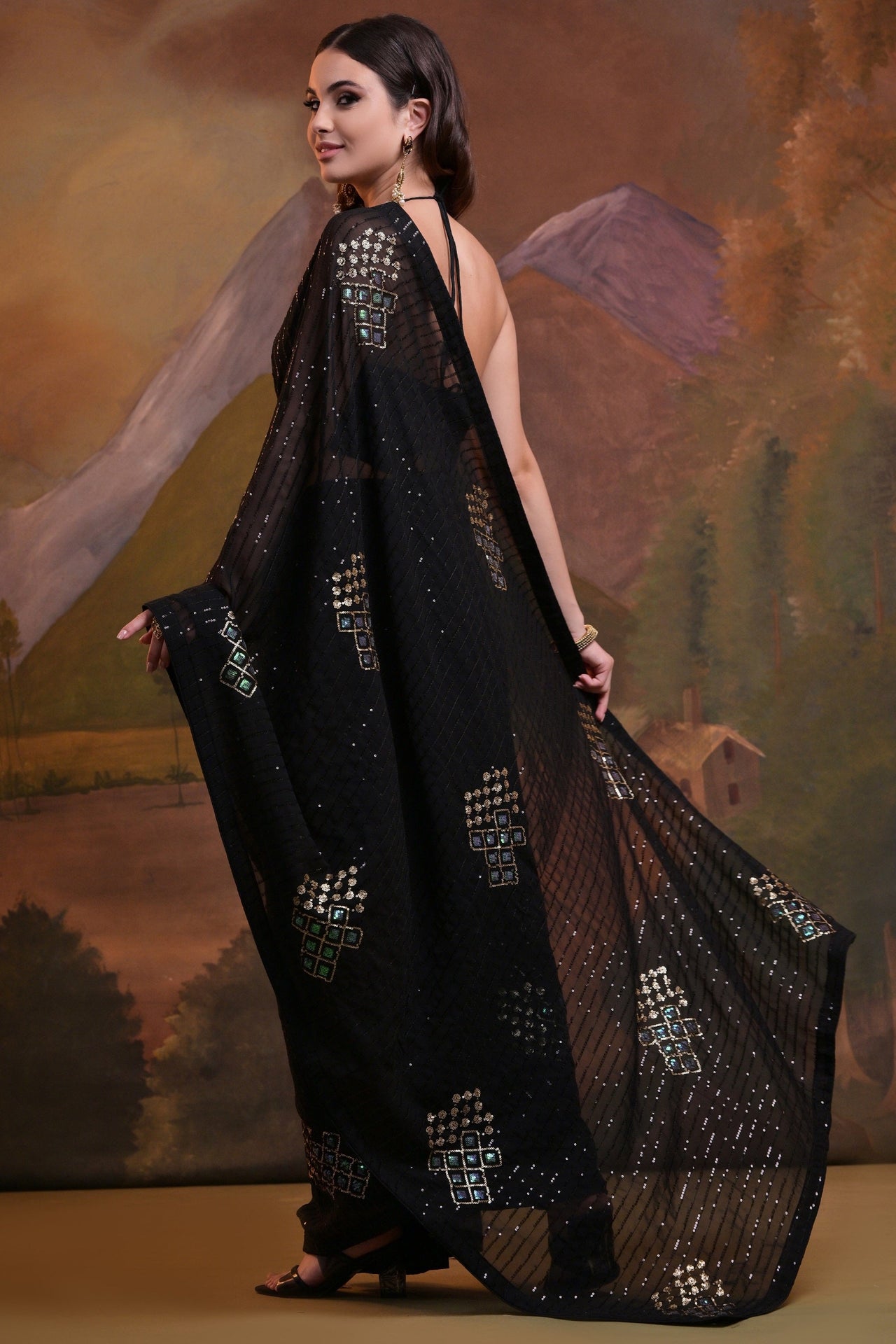 NOZ2TOZ Women Party Wear Sequence Embroidery Worked Georgette Saree with Unstitched Blouse - Black