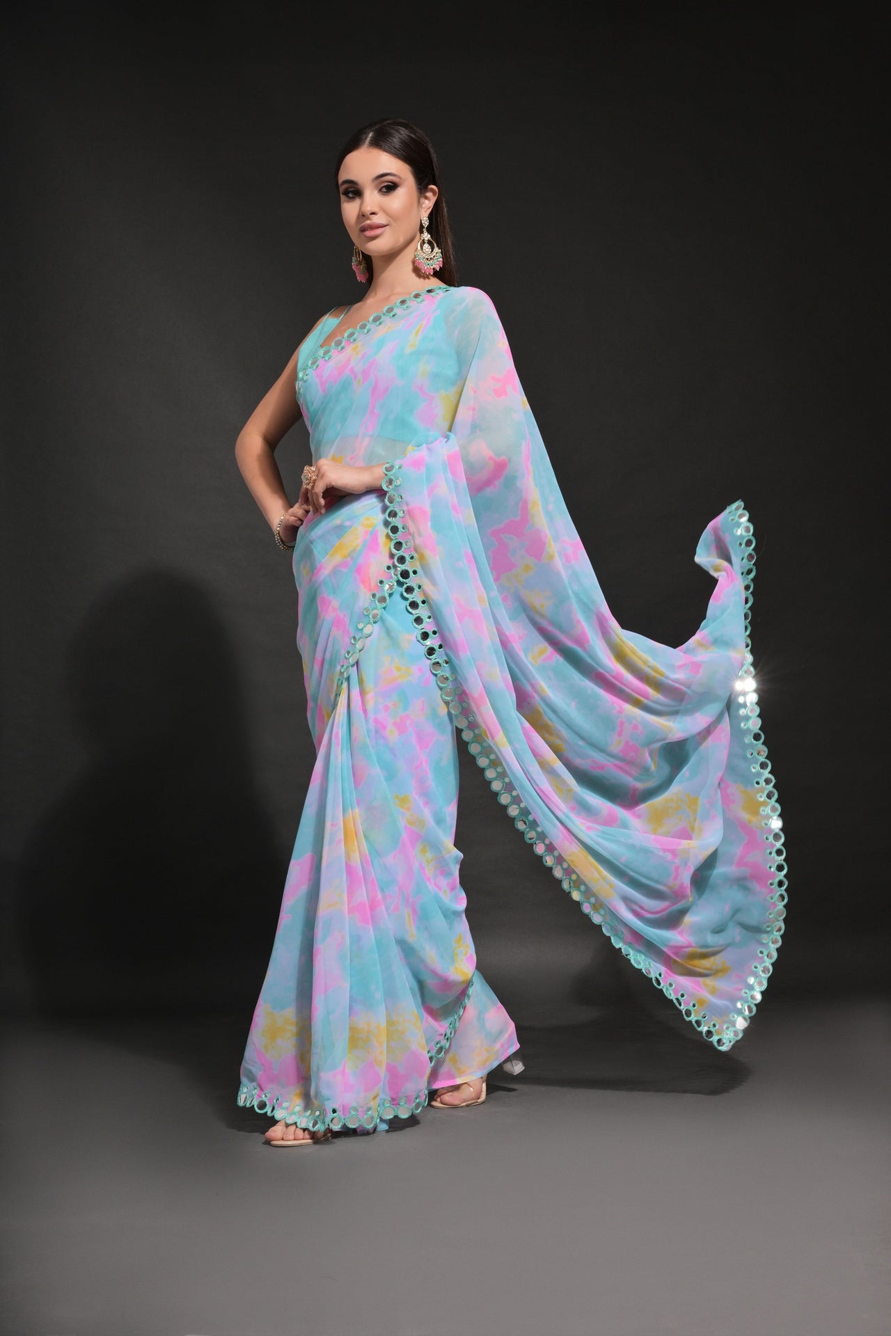 NOZ2TOZ Women Party Wear Prizm Printed Georgette Saree with Unstitched Blouse - Firozi