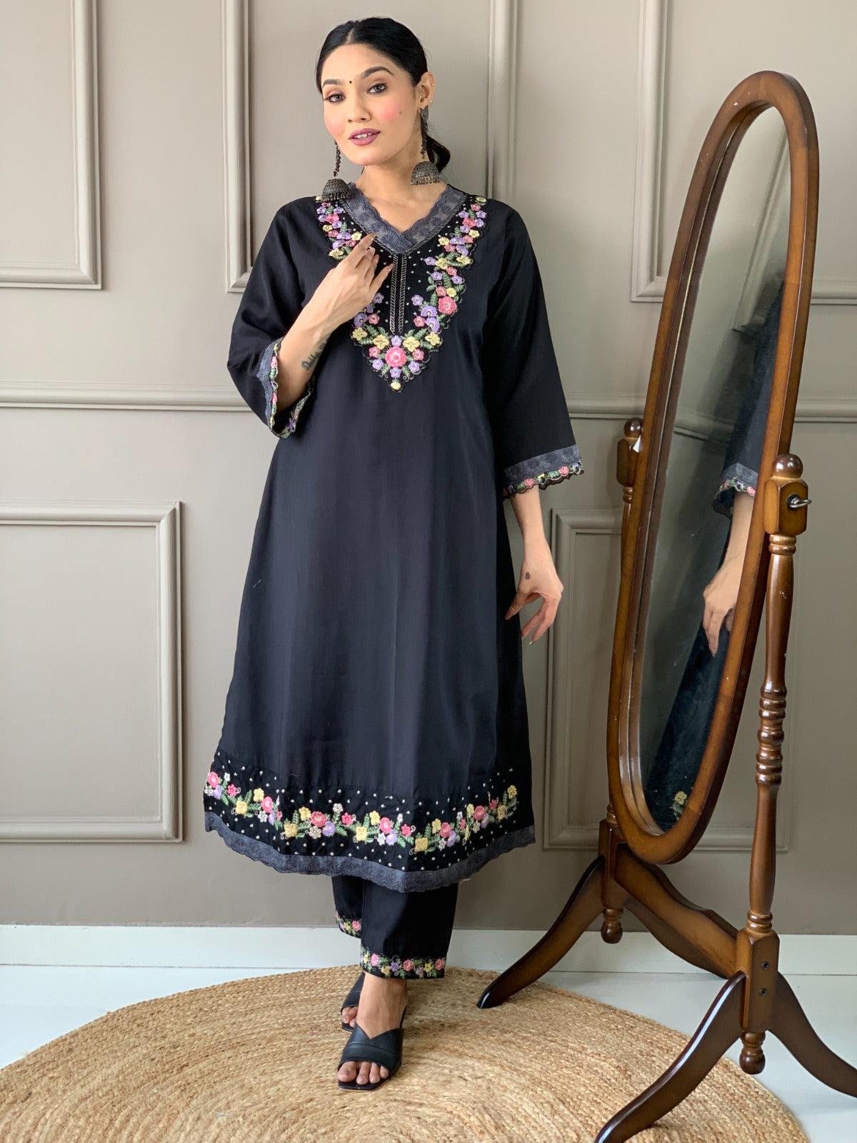 Lyush Women Party Wear Embroidery Worked Kurta With Pant And Dupatta Set - Black