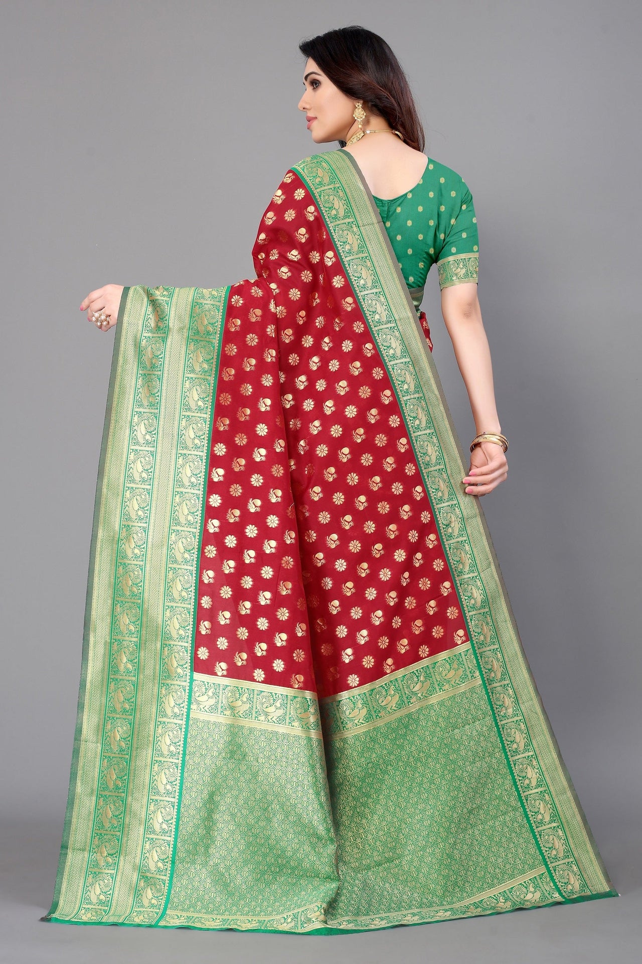 NOZ2TOZ Women Party Wear Bandhani Style Banarasi Silk Saree with Unstitched Blouse - Maroon