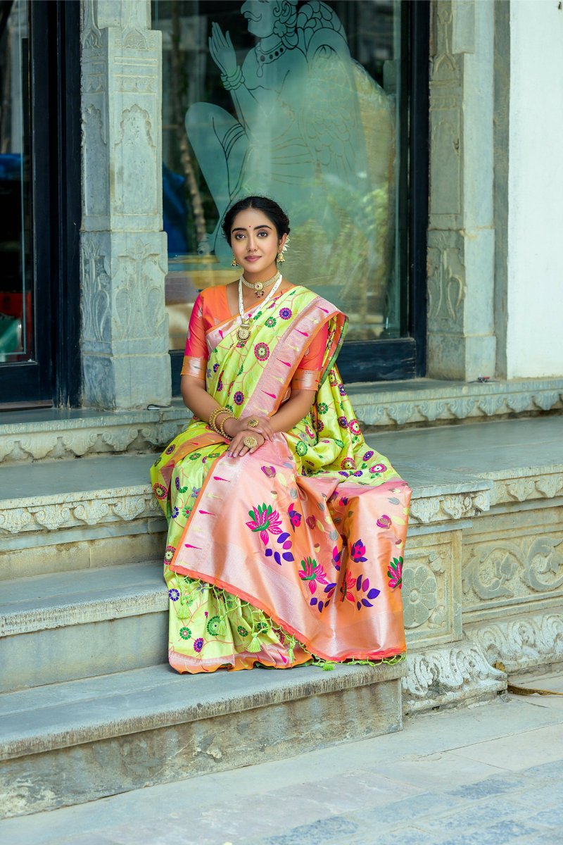 Aastha Fashion Green Woven Kanjivaram Silk Saree with Blouse - Distacart