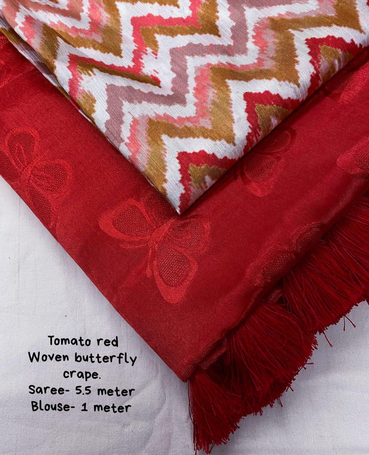 Red Silk Blend Ethnic Motifs Saree with Unstitched Blouse - A2M