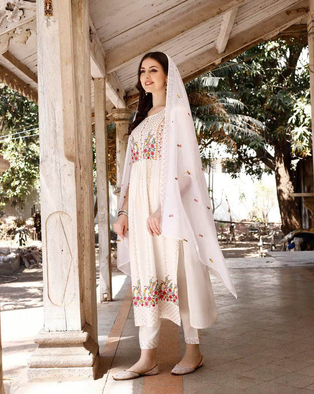 Malishka Women's White Rayon Embroidery Kurta Set With Dupatta