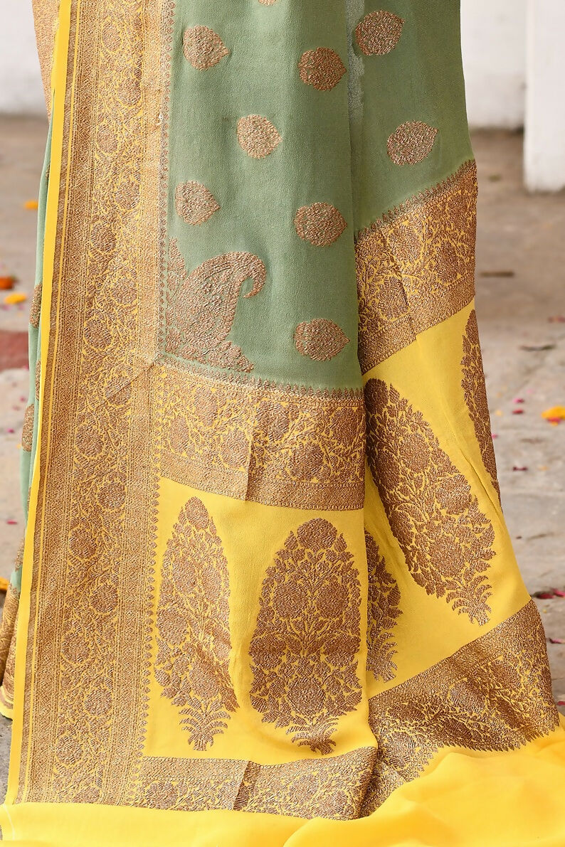 Joban Fashion Grass Green Crepe Chiffon Pure Handloom Banarasi Silk Saree