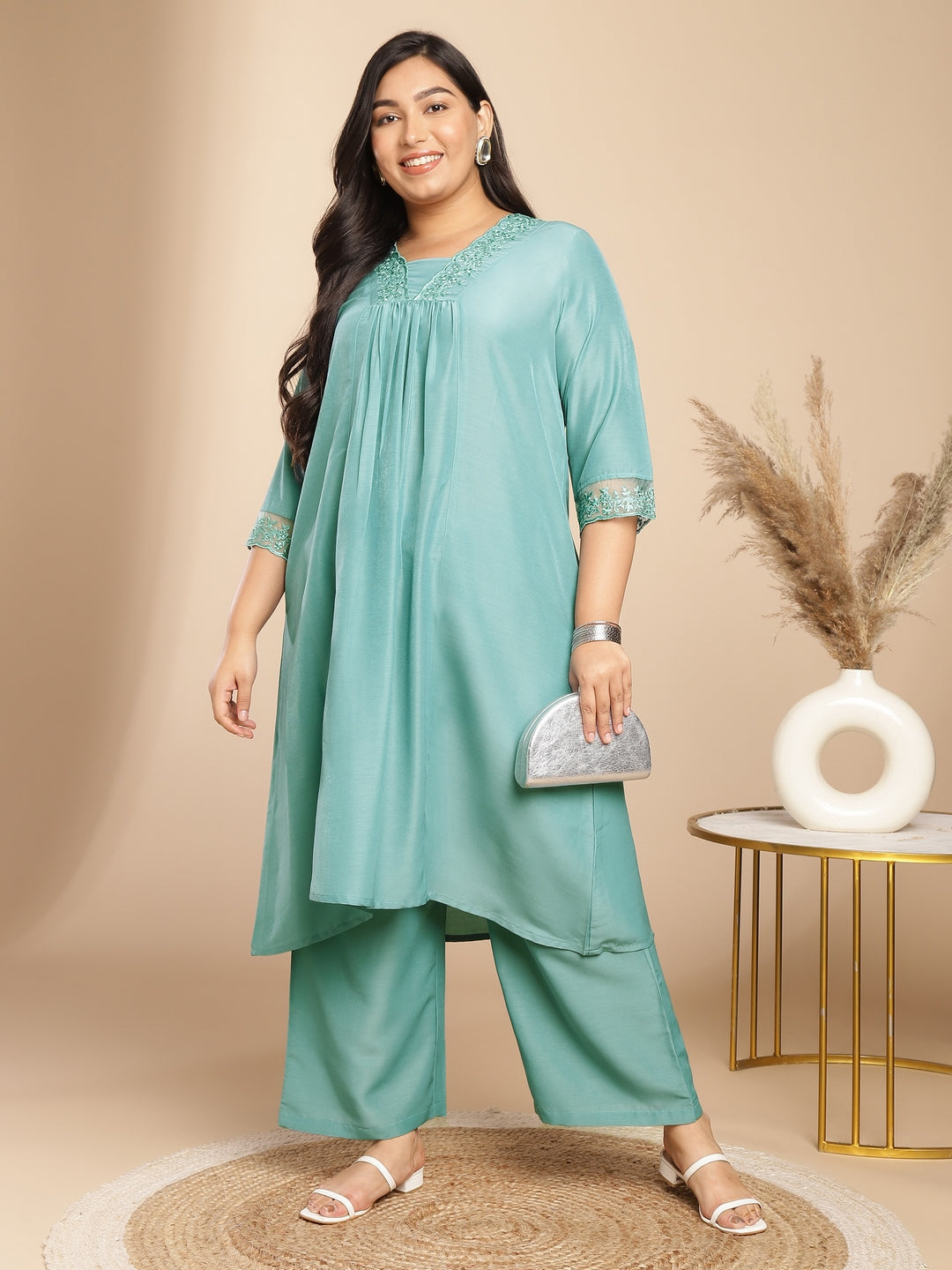 Janasya Gathering Muslin Sage Yoke Embroidery V-Neck Kurta Set