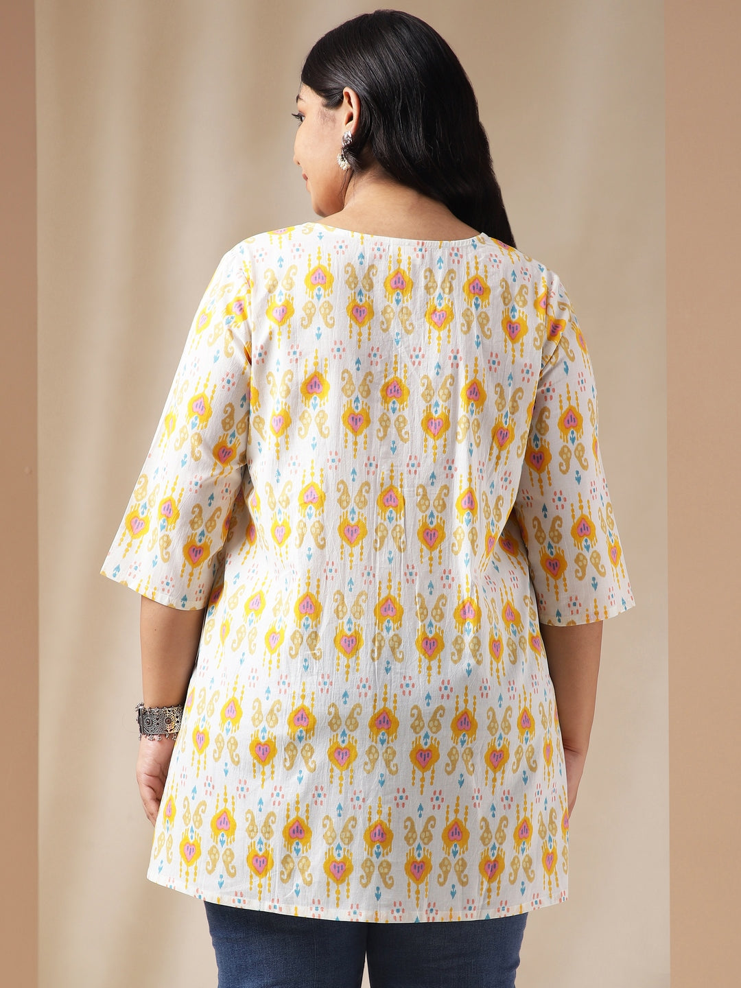 Janasya Pleated Cambric Off White Ikkat Notch Neck Tunic - Distacart