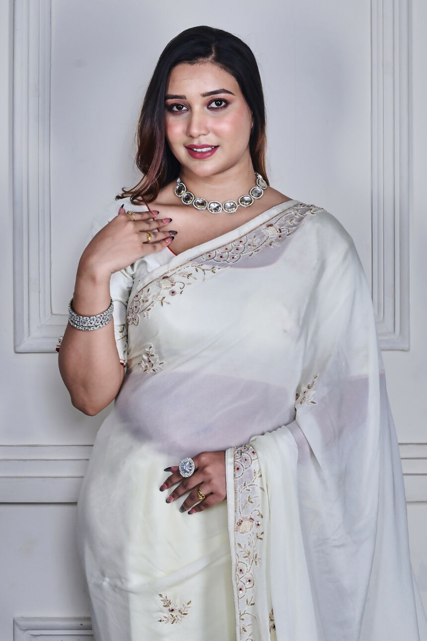 Morchari Off White Chiffon Hand Embroidery Saree Stitched Blouse