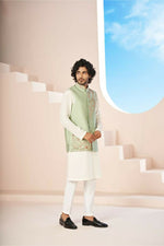 Thumbnail for STUDIO_99_24.76595 (1)