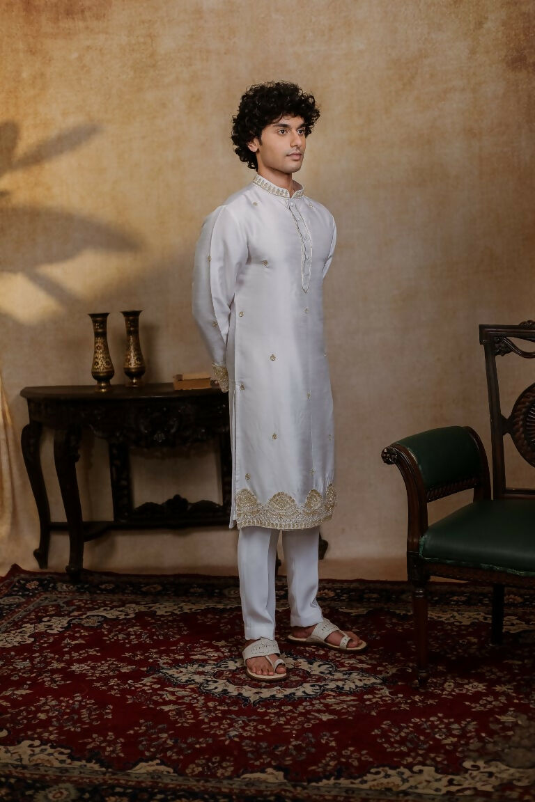 Falling Raw Silk White Mandala Kurta Set By Hilo Design