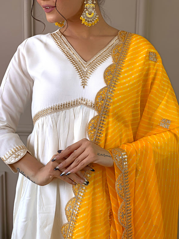 The52 Women's Gorgeous Embroidery Chandrei Fabric Straight Kurta, Pant and Dupatta Set