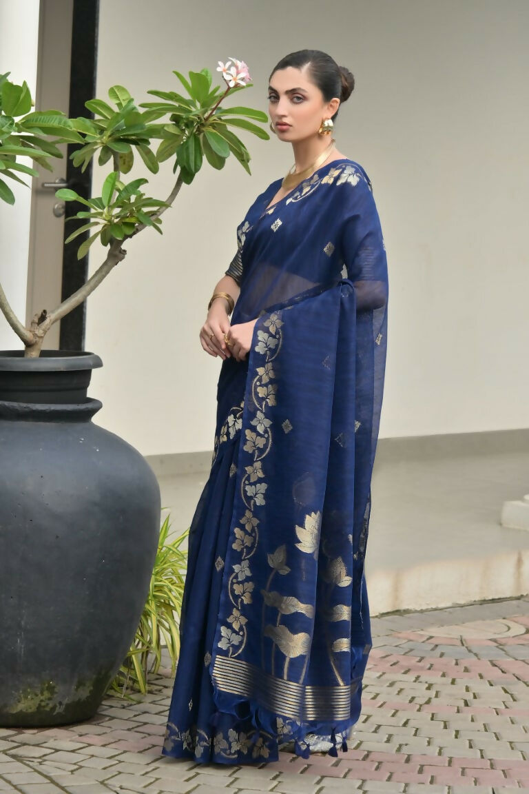 Vishnu Weaves Women's Blue Linen Silk Zari Weaving Saree with Blouse