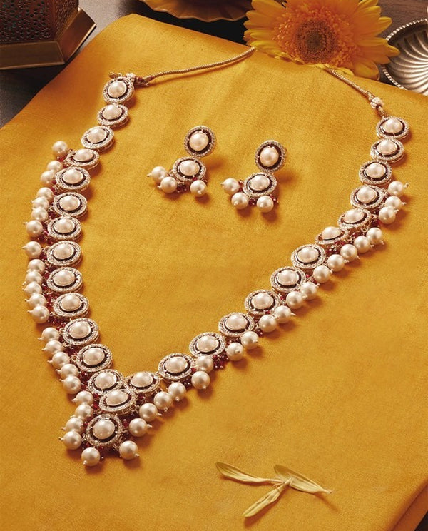 Jewel City Indian Elegant Gold Plated Stone Studded & Beaded Jewellery Set