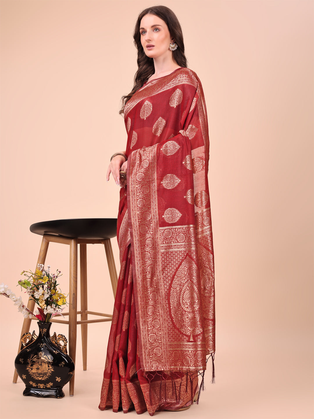 Aanika Women Maroon Cotton Saree With UnStiched Blouse - Distacart
