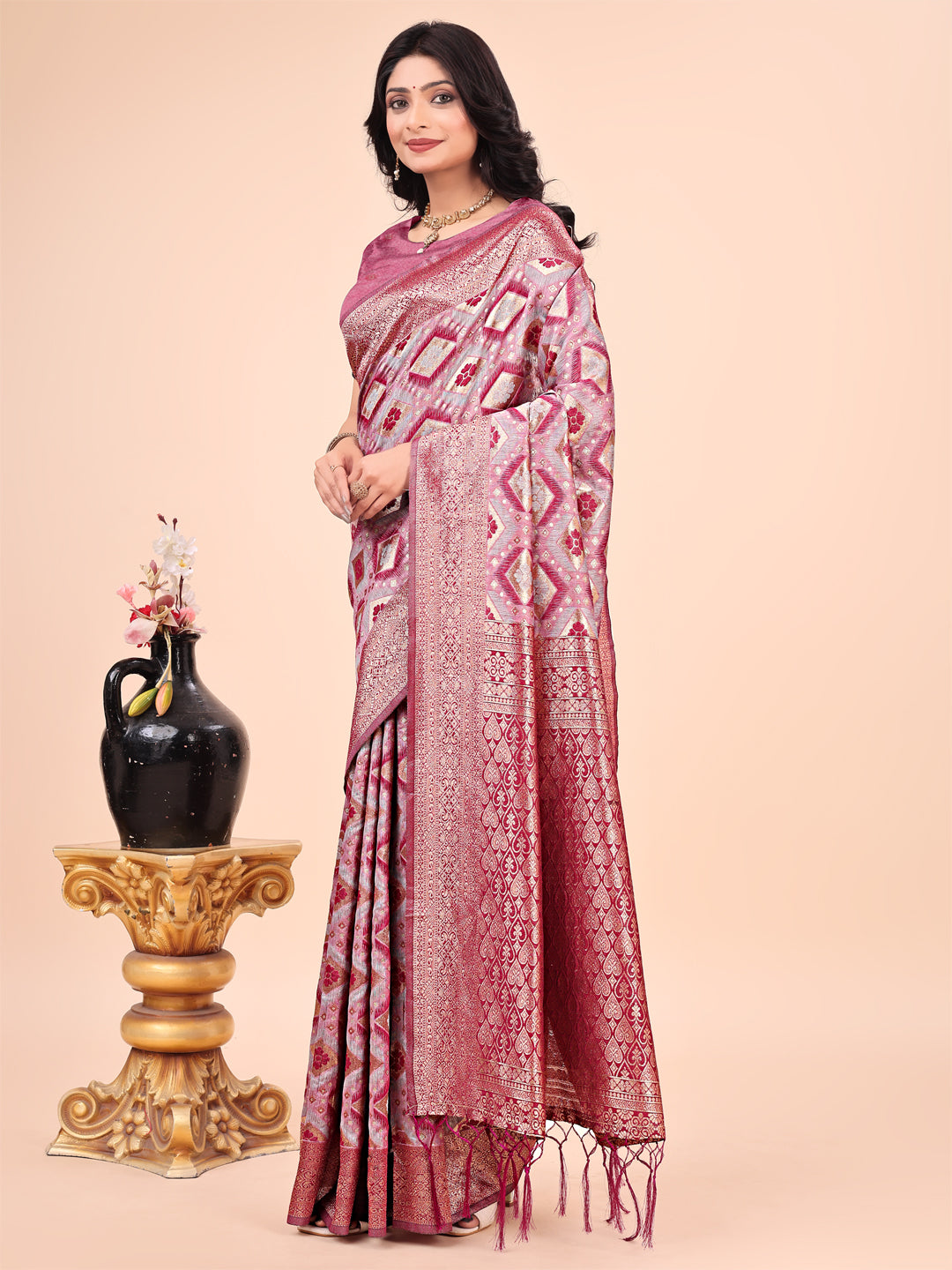 Aanika Women Pink Cotton Saree With UnStiched Blouse - Distacart