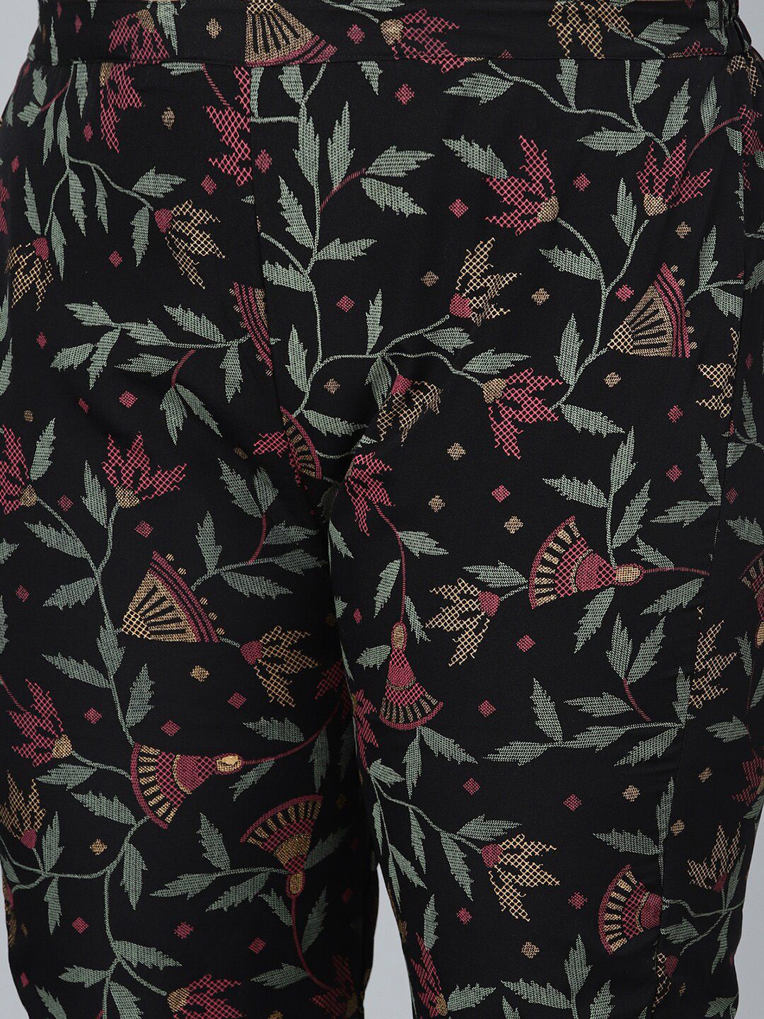 Sztori Floral Printed Round Neck Straight Kurta with Pant - Distacart