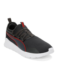 Thumbnail for Puma Men Manor V2 Sneakers