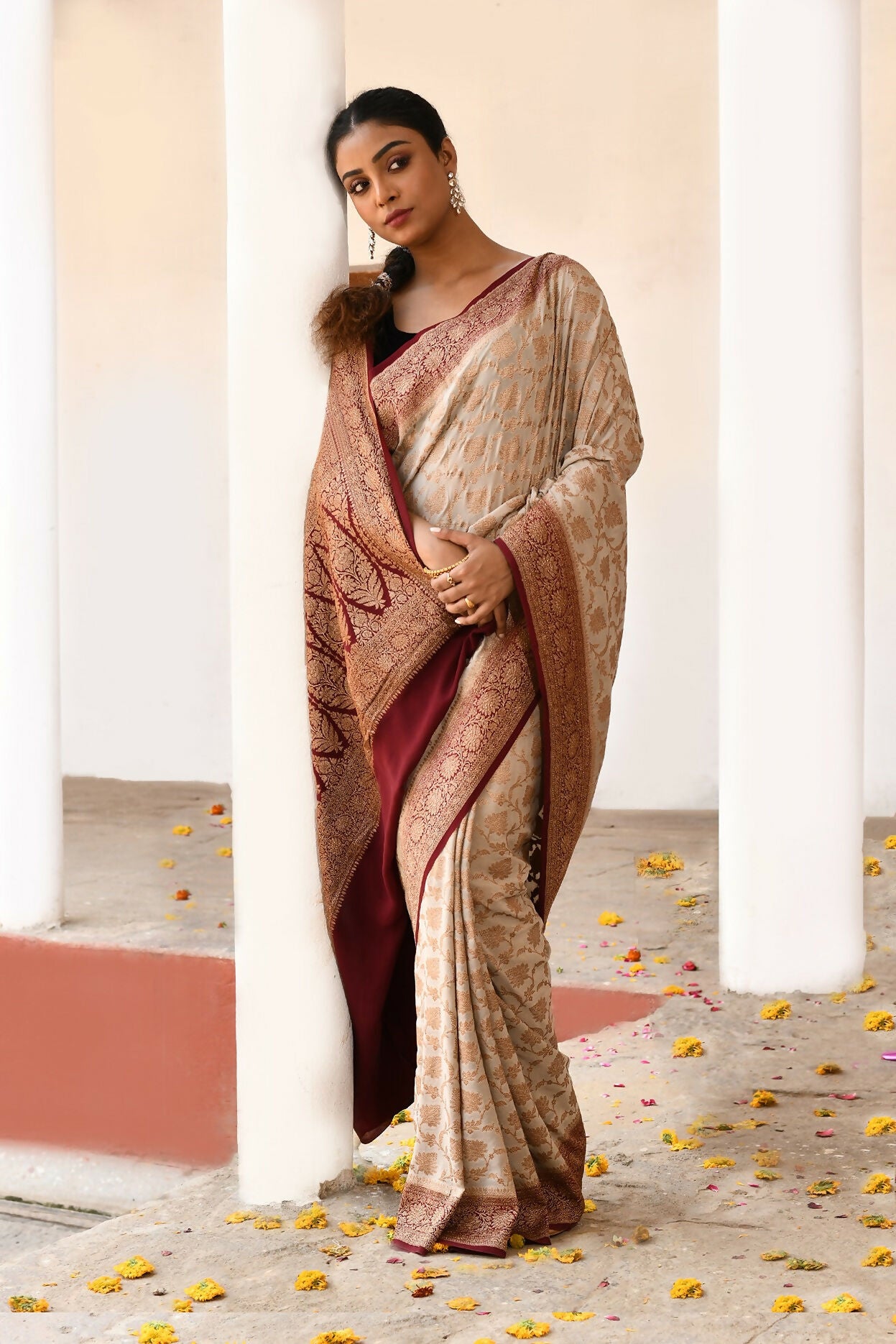 Joban Fashion Crème Crepe Chiffon Pure Handloom Banarasi Silk Saree