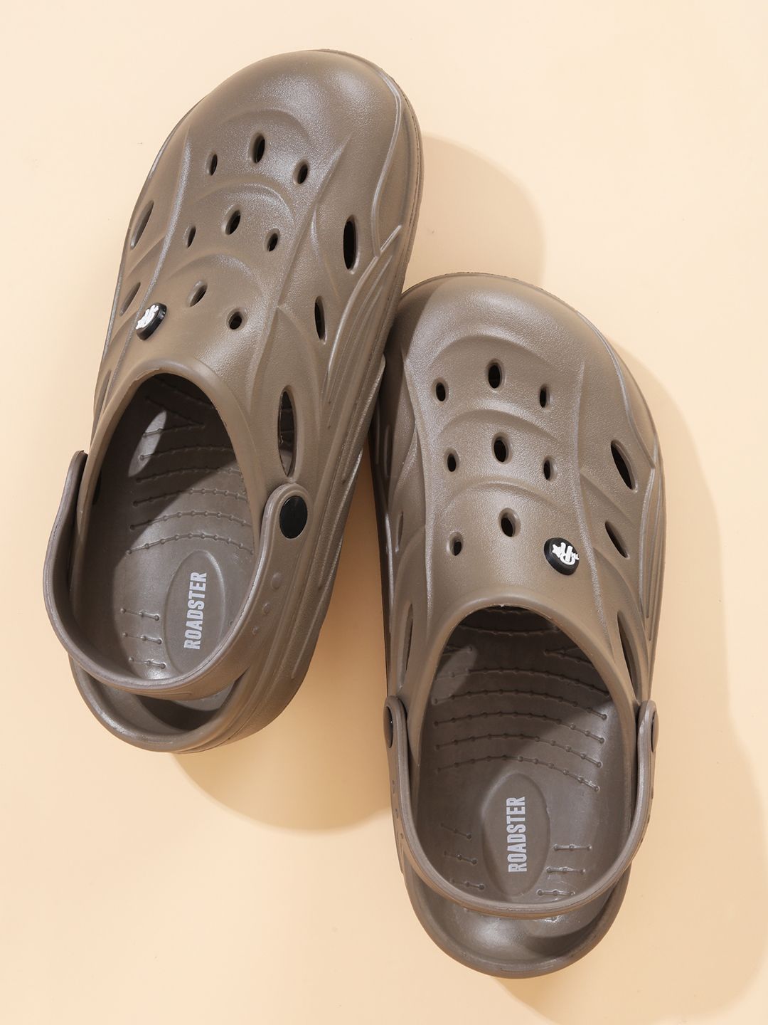 Roadster The Lifestyle Co Men ComfyCrest Clogs