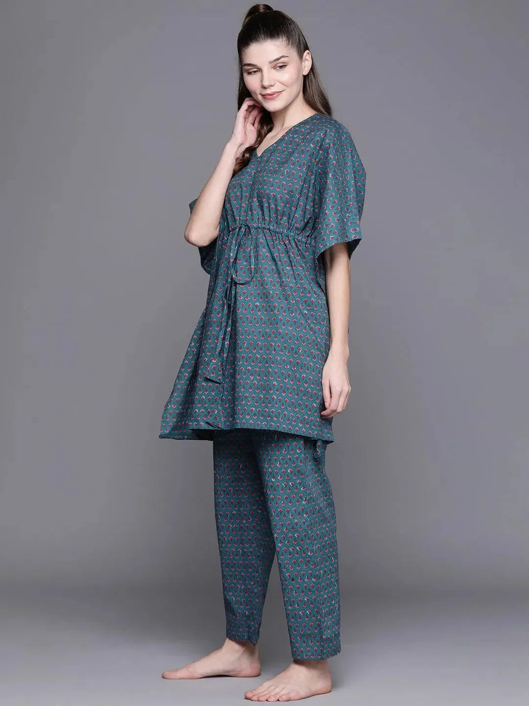 https://cdn.shopify.com/s/files/1/0341/4805/7228/files/blue-printed-cotton-night-suit-libas-2-27530521936022.jpg?v=1738399830