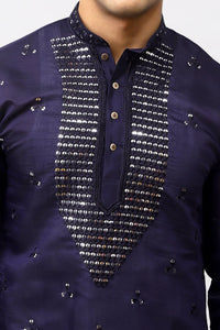 Thumbnail for Bluesaanchi Men's Navy Blue Kurta Set with Embroidery Motif