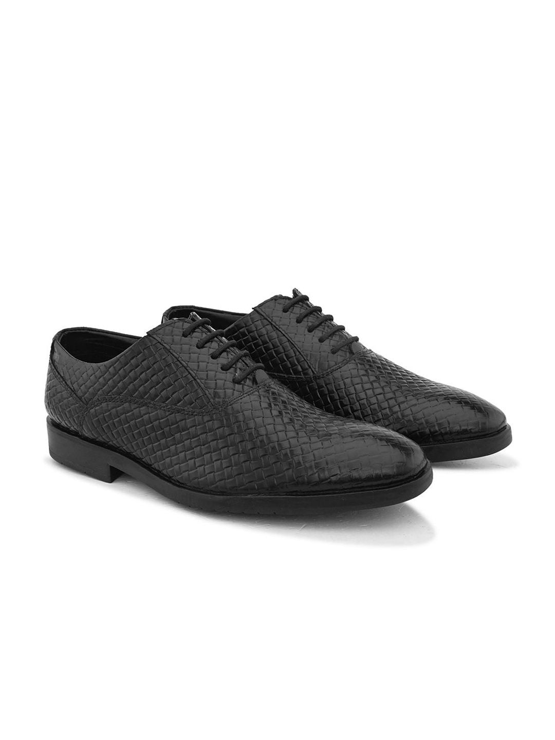 House of Pataudi Men leather Textured Formal Oxfords Shoes