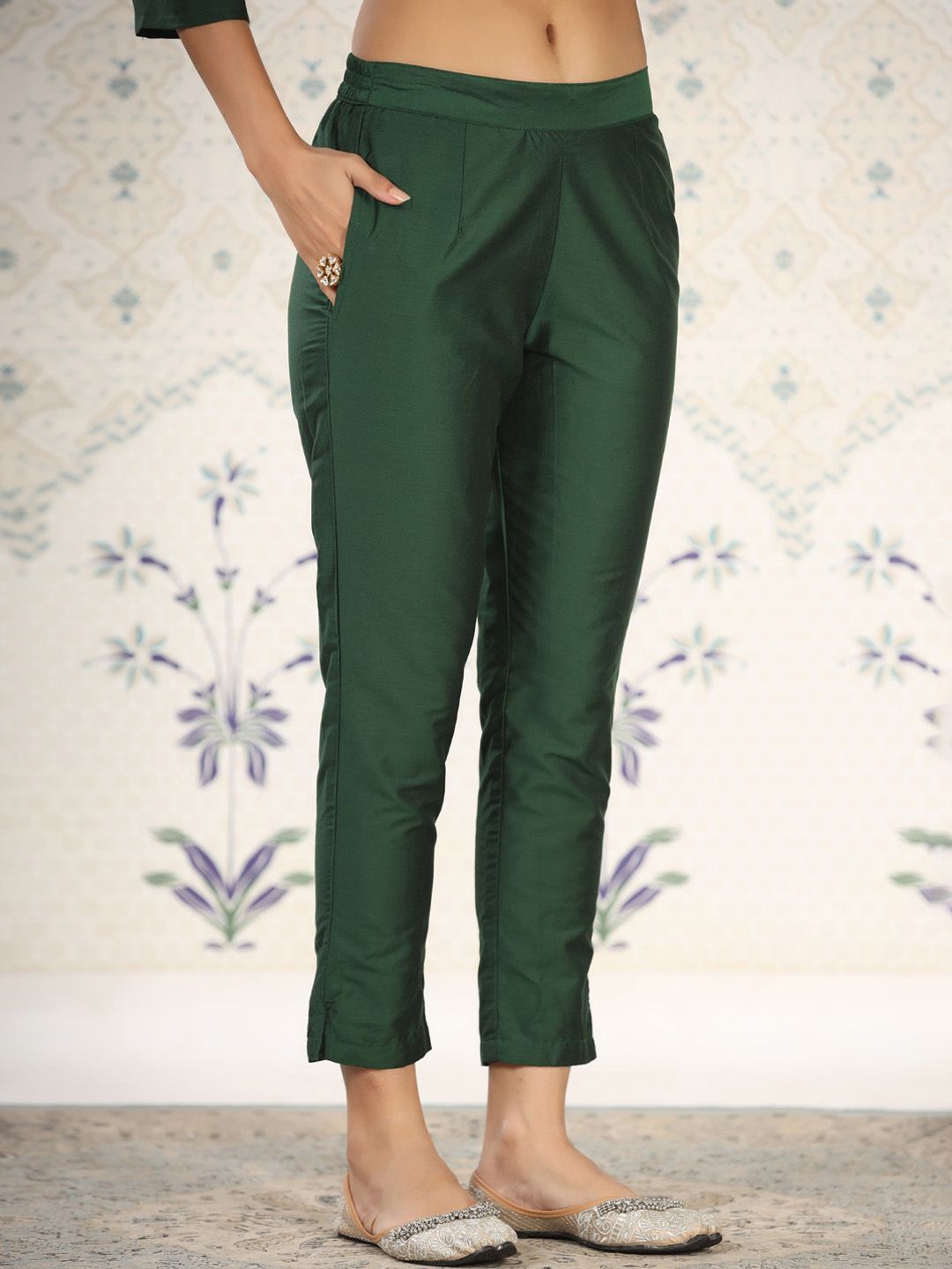 Ode by House of Pataudi Embroidered Gota Patti Straight Kurta With Trousers & Dupatta - Distacart