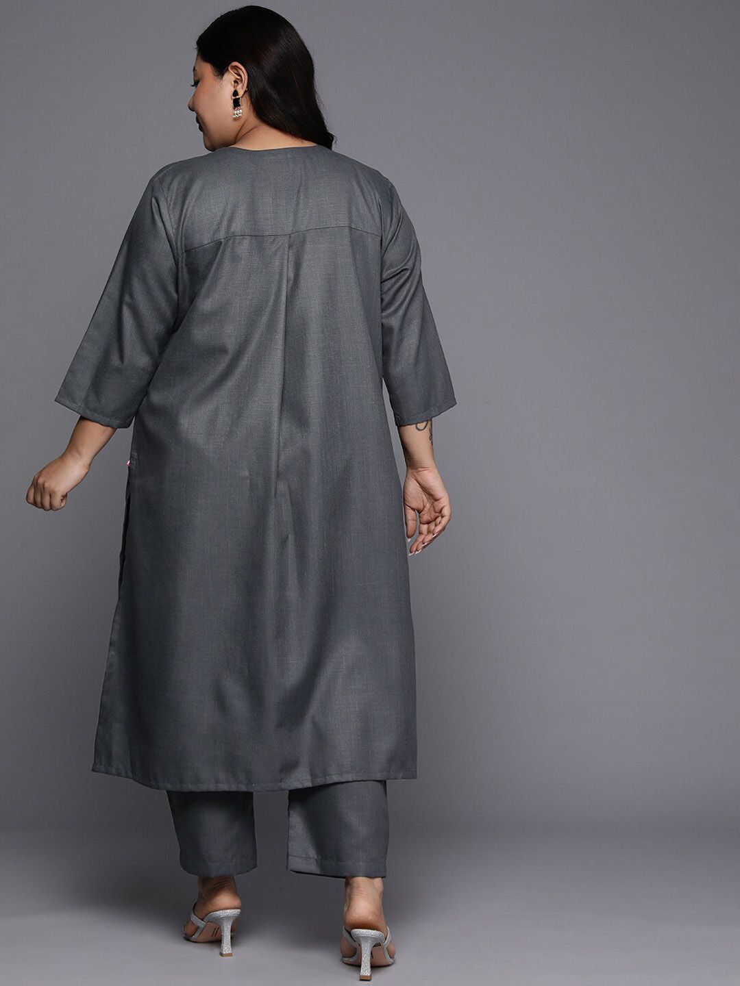 Sztori Long Sleeves V-Neck Cotton Regular Kurta with Trousers - Distacart