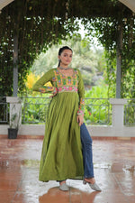 Thumbnail for VN-KA-Navratri-1183-Green