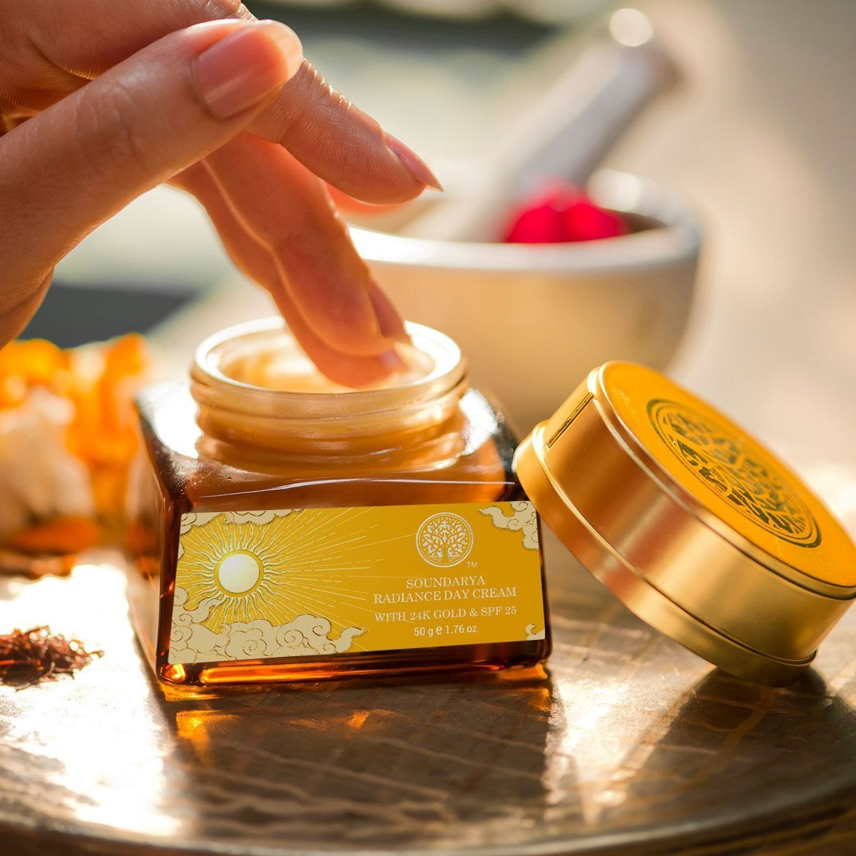Forest Essentials Soundarya Radiance Cream With 24K Gold & SPF25 - Distacart