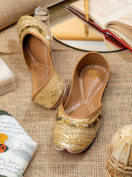 House of Pataudi Embellished Square Toe Velvet Majoris