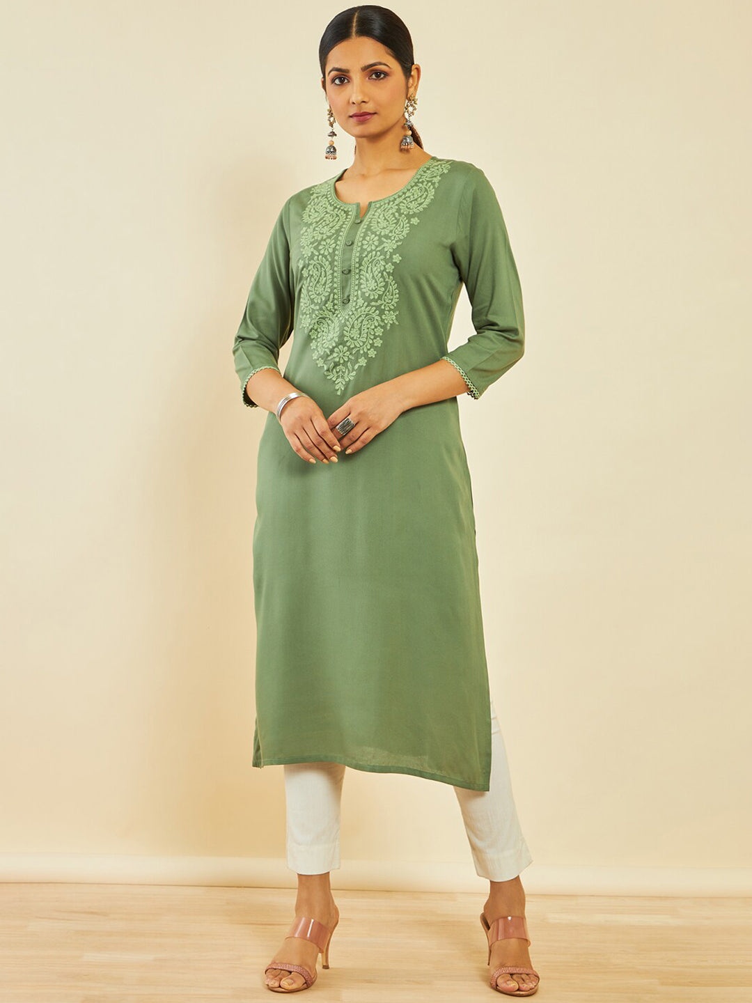 Soch Paisley Yoke Design Thread Work Straight Kurta - Distacart