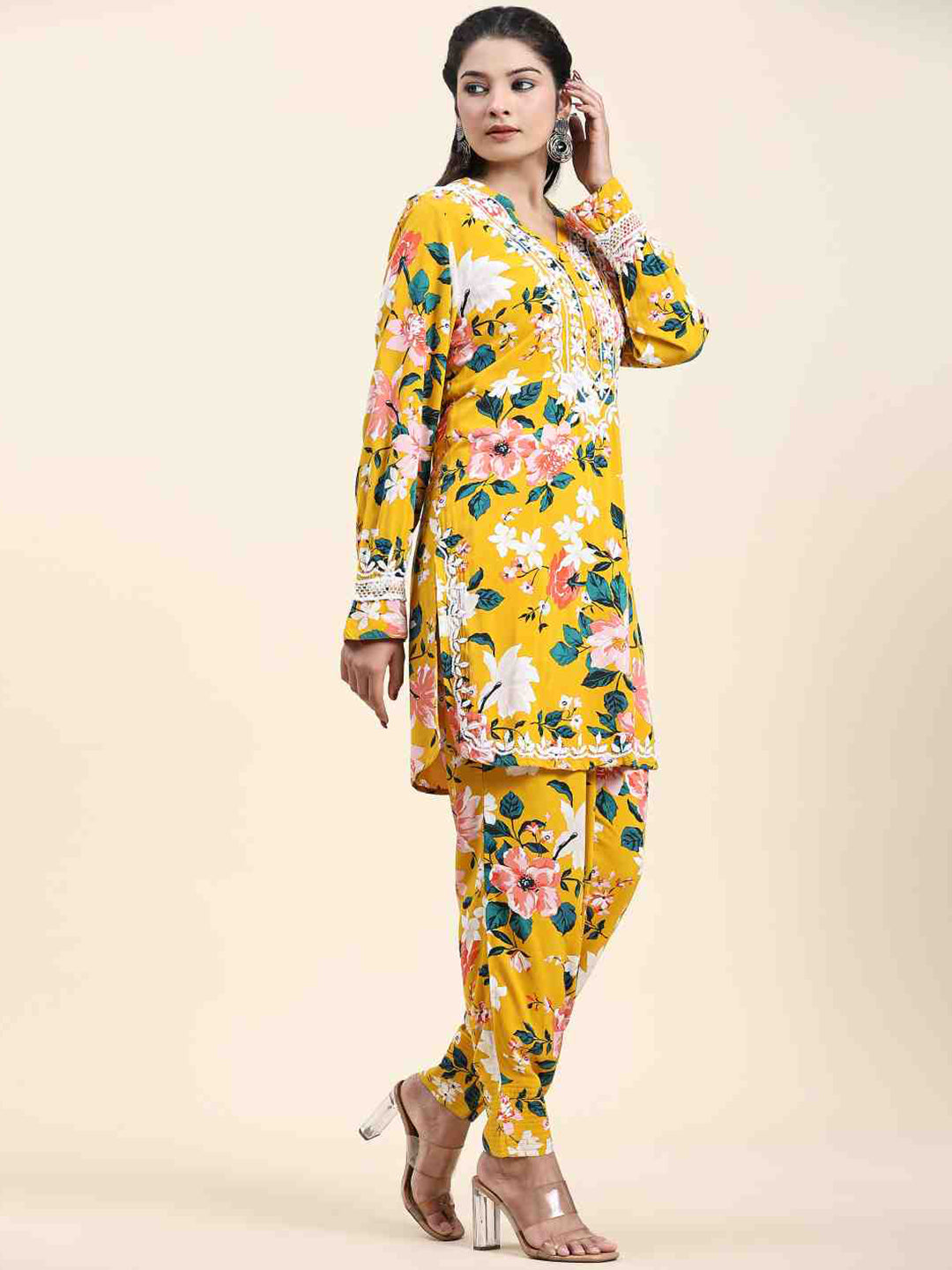 HOUSE OF KARI Floral Printed Chikankari Regular Straight Pure Cotton Kurta with Trousers - Distacart