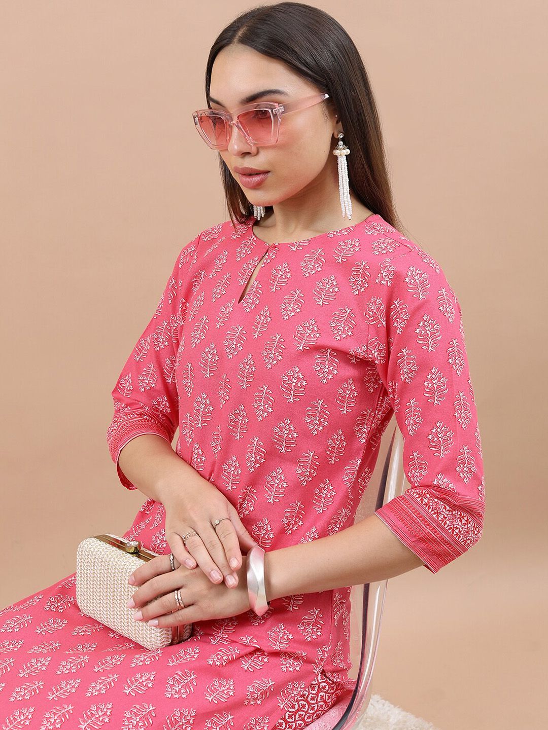 Vishudh Floral Printed Pure Cotton Regular Kurta with Palazzos - Distacart