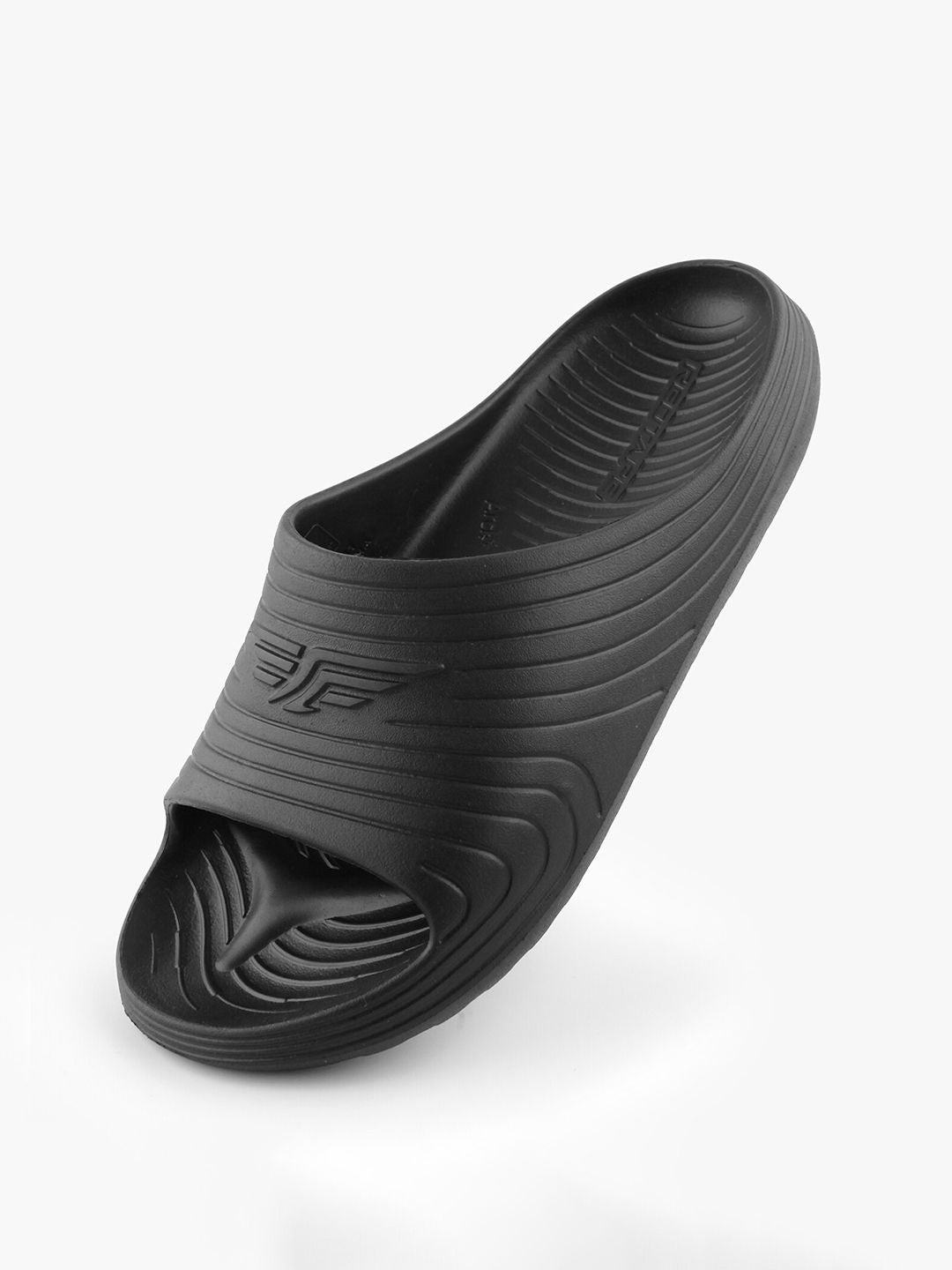Red Tape Men Textured Sliders
