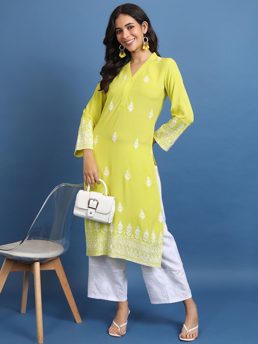 Vishudh Ethnic Motifs Embroidered V-Neck Straight Kurta - Distacart